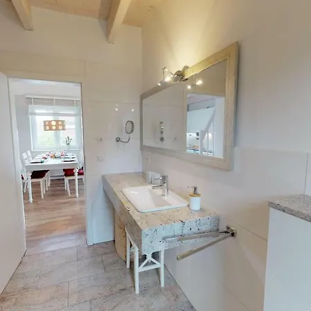 Suedstrand Haus 50 度假居
